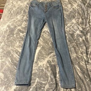 These jeans have never been worn but do not have the tags on them still.